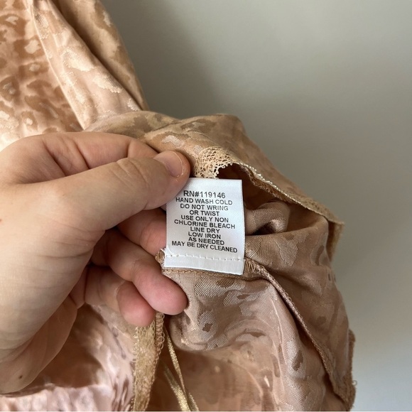 Jodifl Animal Print Lace Tank Top Medium - Picture 4 of 6